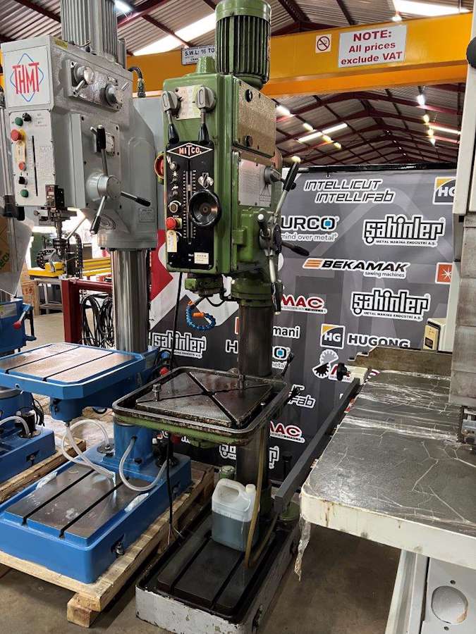 Mitco 4509B Geared Head Drilling Machine (7569)