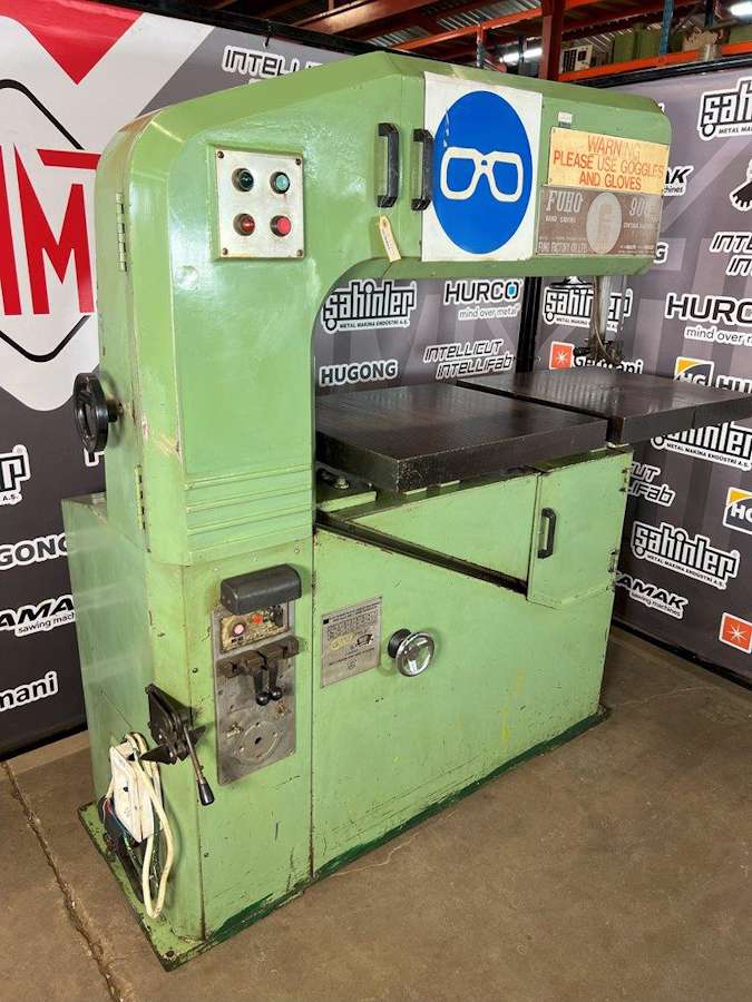 Fuho F-900 Vertical Band Saw (13271)