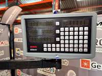 King Rich KR-V2000 Turret Milling Machine (14600)