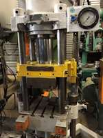 Daniels 60 Ton Hydraulic 4-Pillar Press (7619)