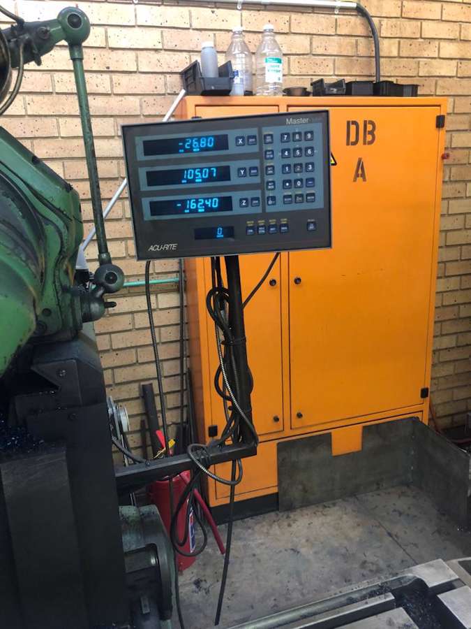 Used Machine Huron ISO40 Universal Milling Machine (10297) TH