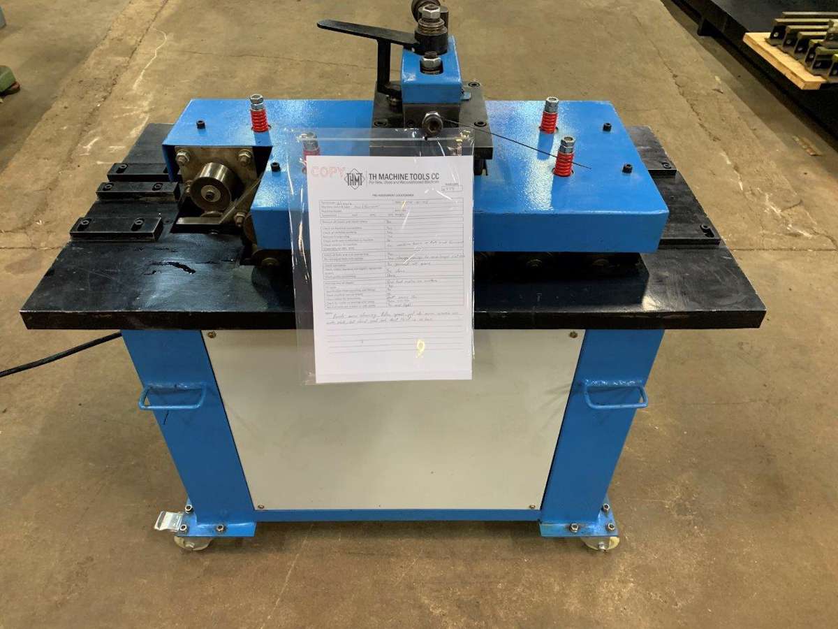 SMAC LC12DR Motorised Lockformer (10943)