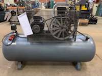 Atlas Copco 500L Piston Compressor (11376)